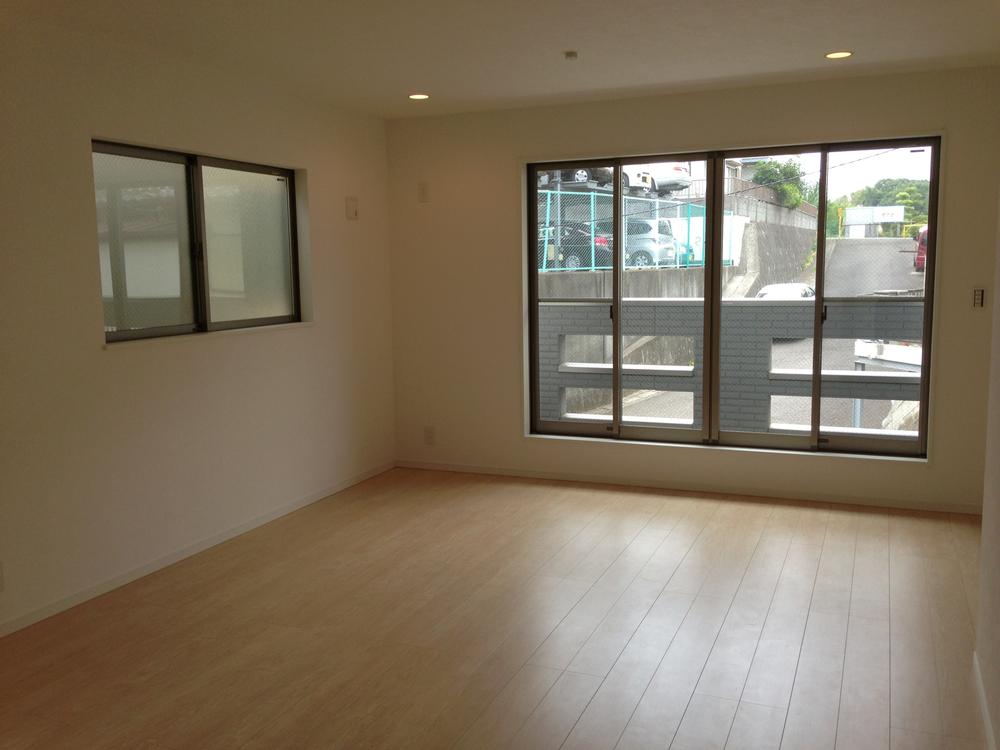 Living. Indoor (10 May 2013) Shooting