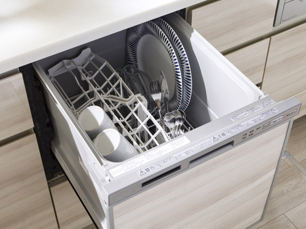 Kitchen.  [Dish washing and drying machine] Just as it is set was finished using tableware, It can be done to speedily from the cleaning to the drying. It will be smooth cumbersome cleanup of every day.