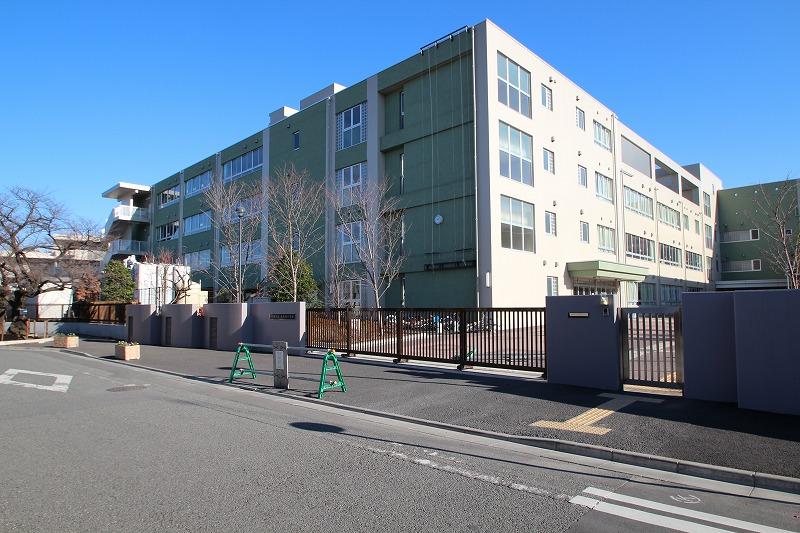 Primary school. Higashikozu until elementary school 290m