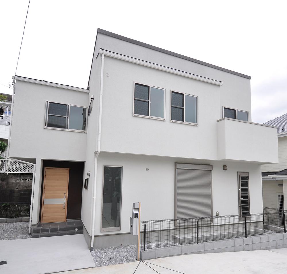 Same specifications photos (appearance). Example of construction