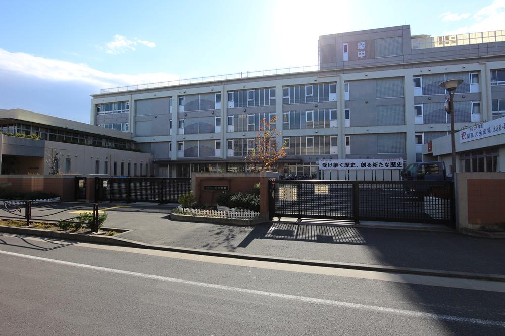 Junior high school. 762m to Kawasaki City Tachibana Junior High School