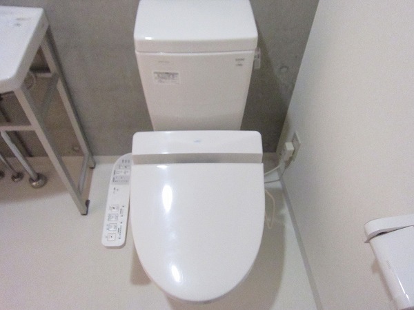 Toilet