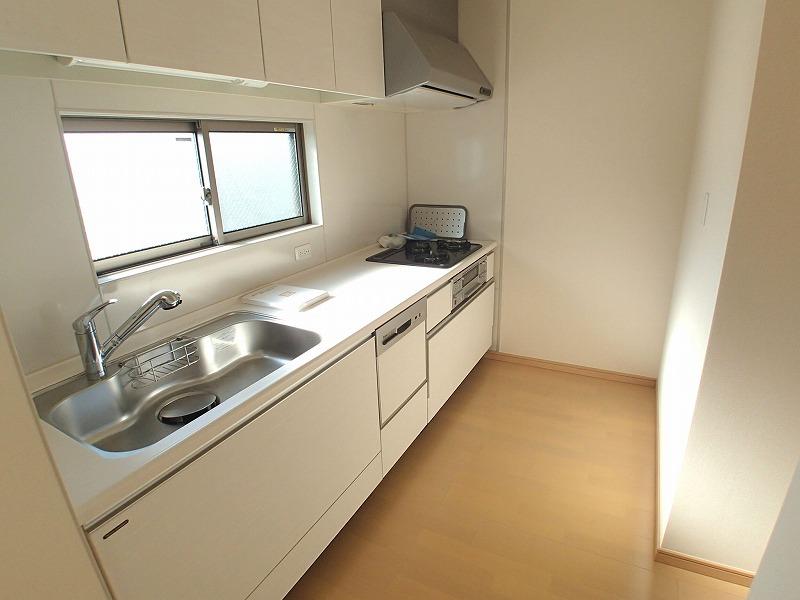 Kitchen. Dishwasher kitchen. 5 Building