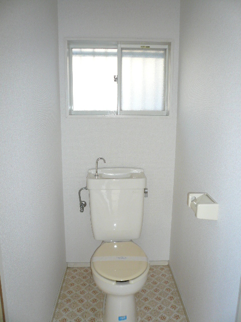 Toilet.  ※ It becomes a photo of the other room.