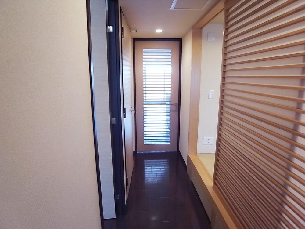 Other introspection. Indoor (11 May 2013) Shooting