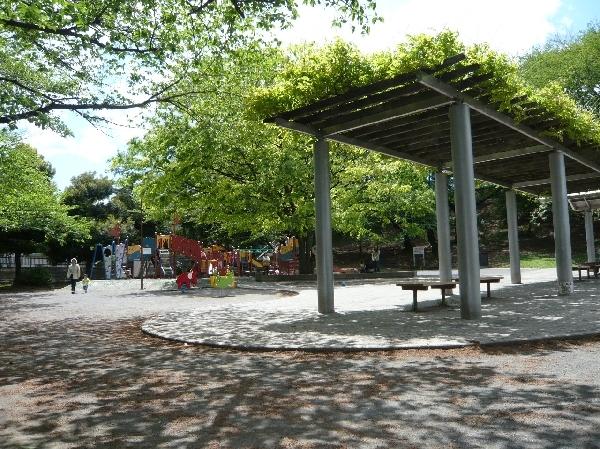 park. Kajigaya park of the first park rest full of 70m green until there in the immediate vicinity.