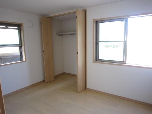 Non-living room. Indoor (July 2013) shooting model building