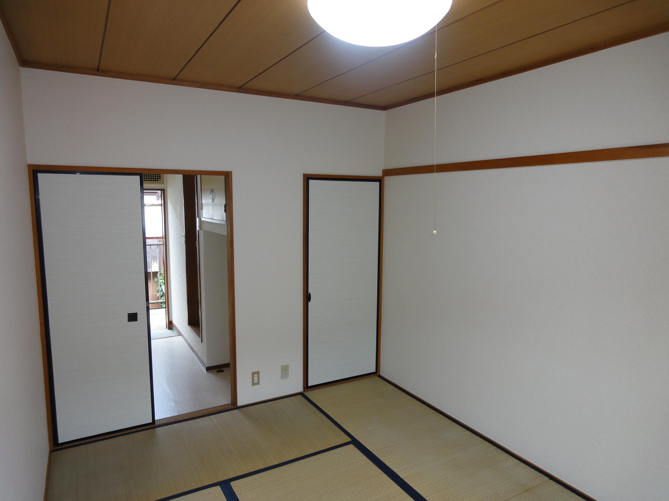 Living and room. Japanese-style room 6 quires