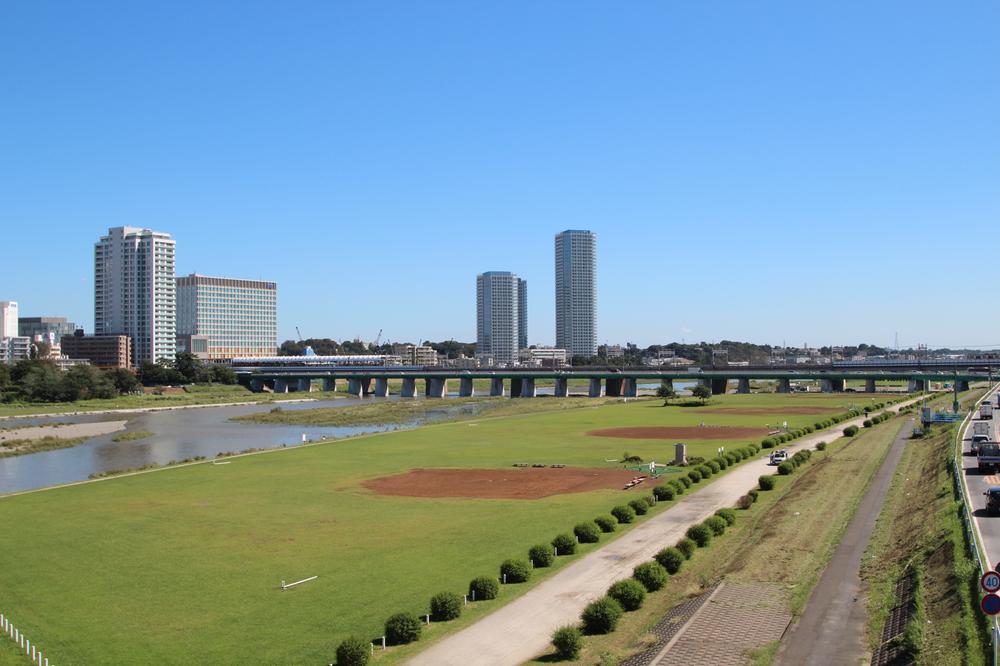 Other Environmental Photo. Until the Tama River 320m