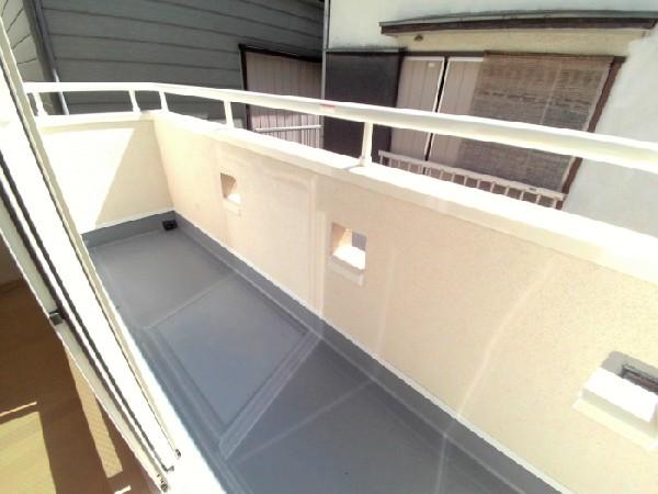 Balcony. Good per sun