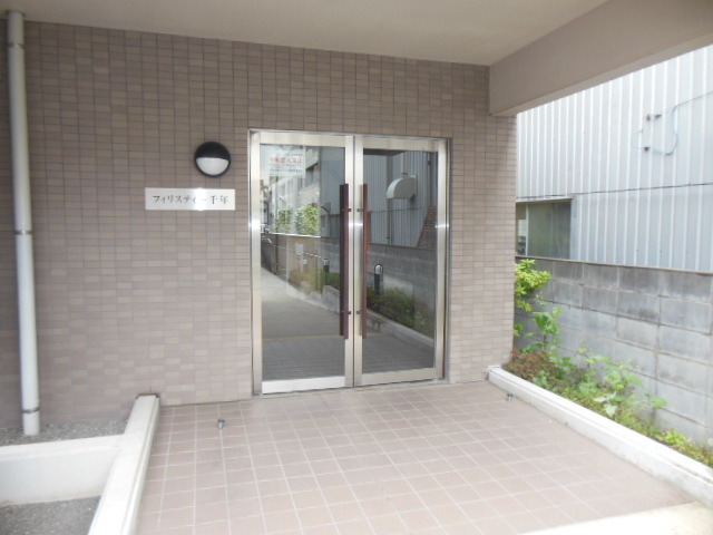 lobby. Entrance