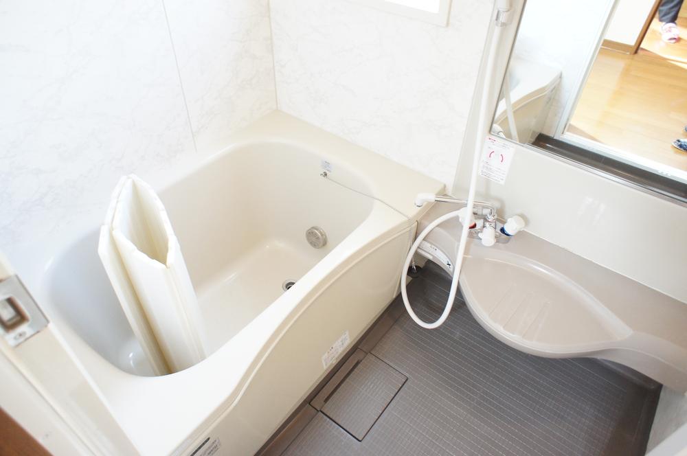 Bathroom. Indoor (September 2013) Shooting