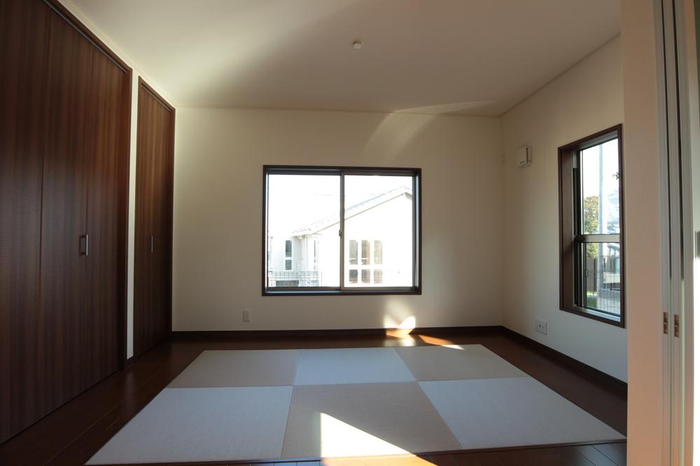 Same specifications photos (living). It will be the construction example of the tatami room about 6 Pledge.