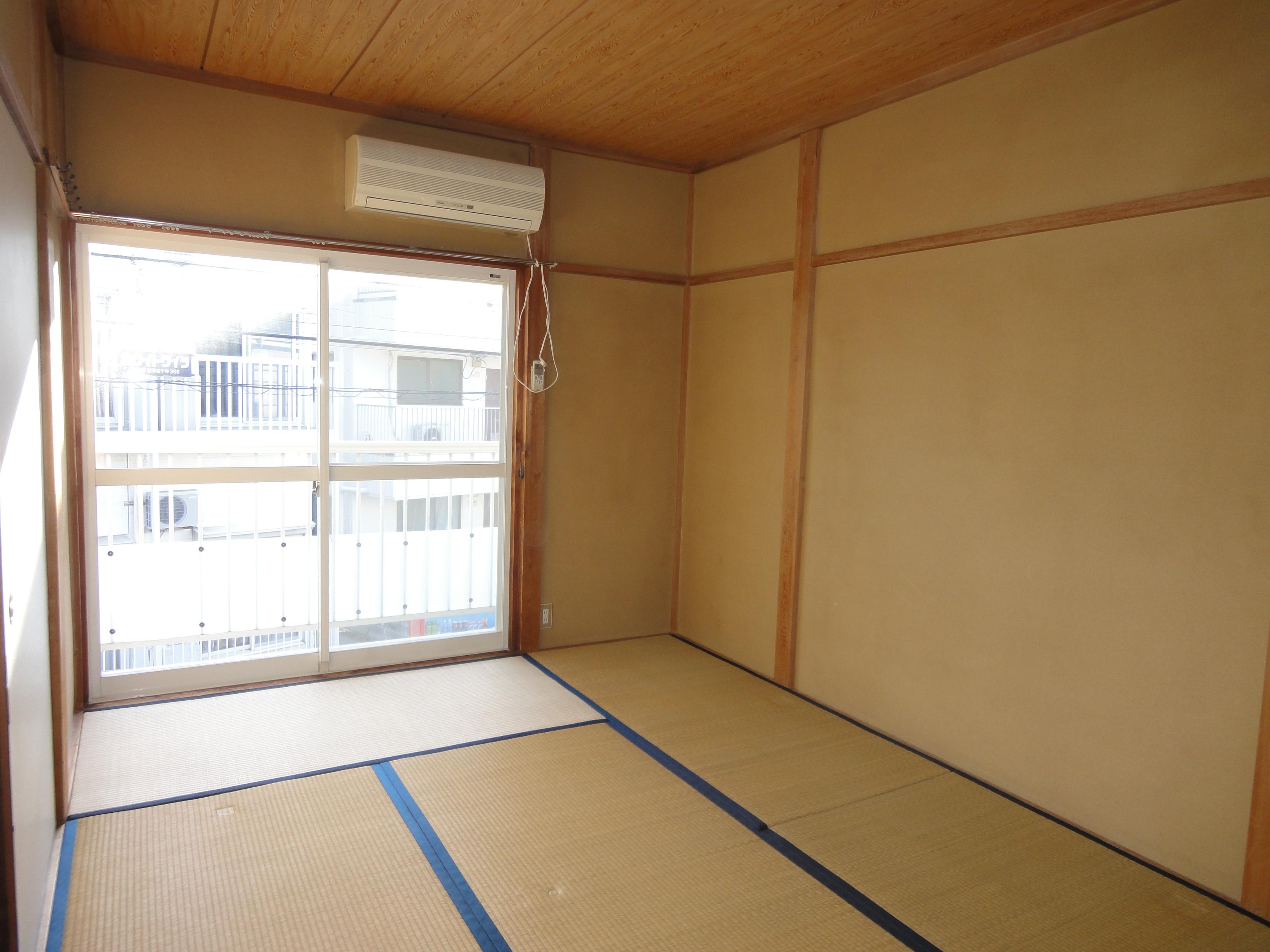 Other room space. Japanese-style room 6 quires