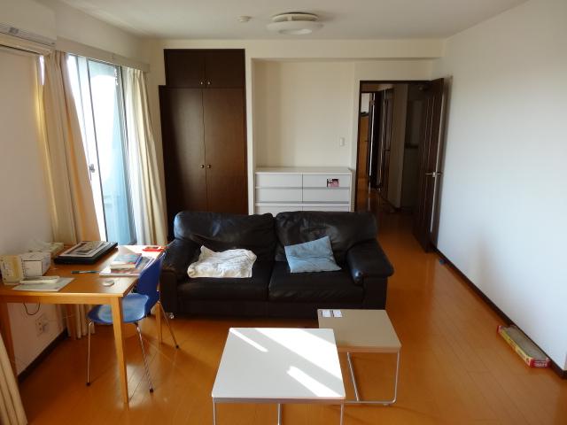 Living. Indoor (11 May 2013) Shooting