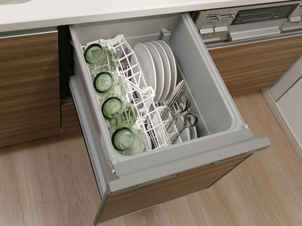 Kitchen.  [Dishwasher] On the dishwasher is finished beautifully simple, A dishwasher of the compact with a hygienic and section hot water effect has been standard equipment. Low noise ・ Energy-saving, Smooth cleaning ・ You can to dryness.