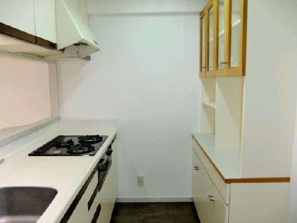 Kitchen. There cupboard