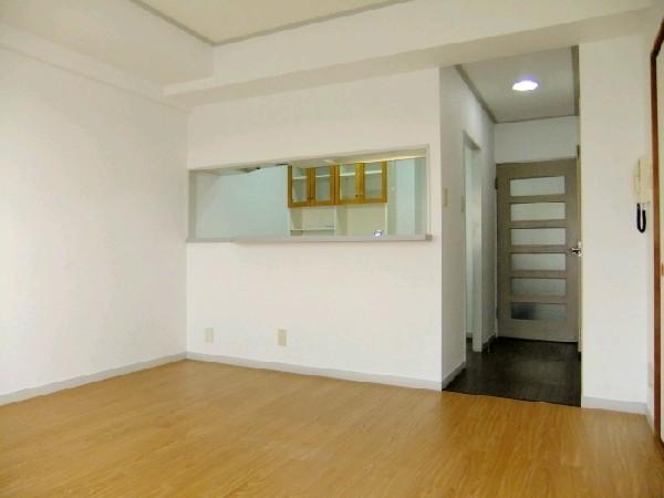 Living. Bright living room of southwestward