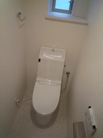 Toilet. Making it easier to be ventilated with with small window