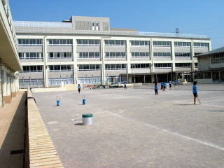 Junior high school. Tachibana 750m until junior high school (junior high school)