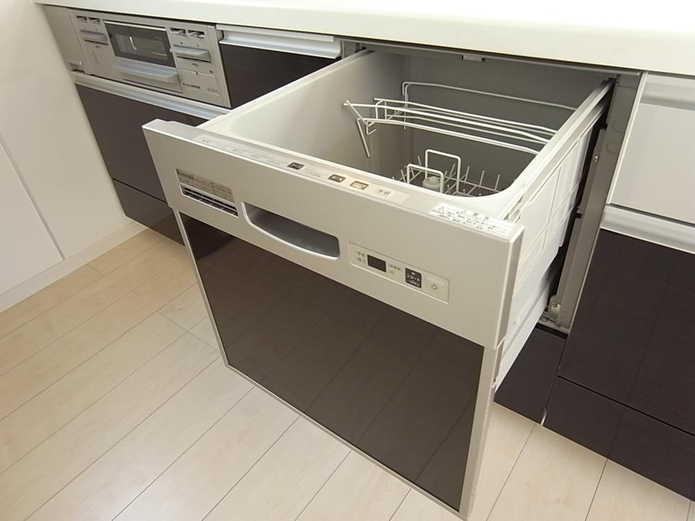 Kitchen. Tableware washing device, In water purifier built-in system kitchen, Assist the housework