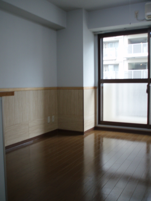 Living and room. It is a photograph of the 603 in Room.