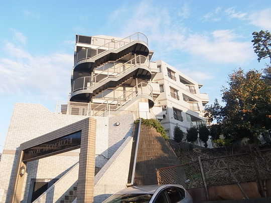 Local appearance photo