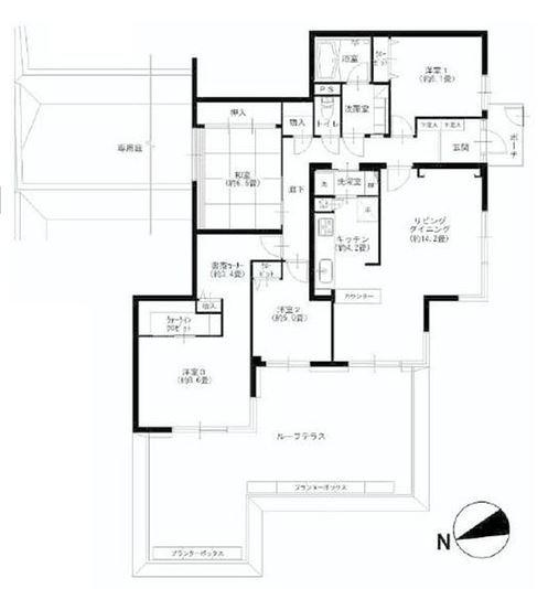 Floor plan. 4LDK, Price 35,800,000 yen, Footprint 111.37 sq m , Balcony area 37.49 sq m spacious 4LDK private garden ・ Roof Terrace Yes