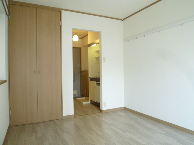 Living and room. It is with storage rooms ☆  ☆ 