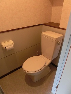 Toilet