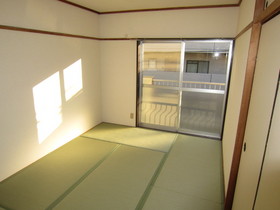 Living and room. Japanese-style room 6 quires