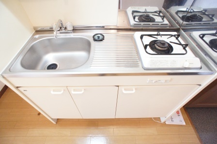 Kitchen. Bite gas stove with a kitchen ☆