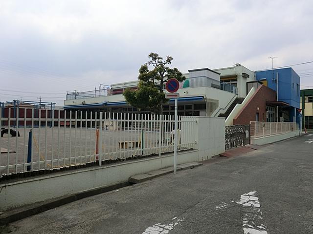 kindergarten ・ Nursery. Lark to nursery school 766m