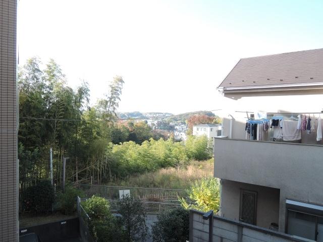 View photos from the dwelling unit