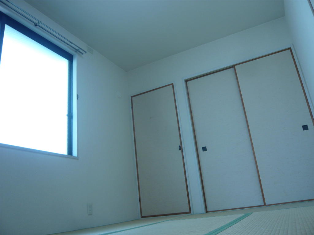 Balcony. Calm is the room of the Japanese-style room 6 quires