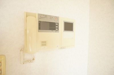 Security. With intercom ☆ It supports a comfortable life.