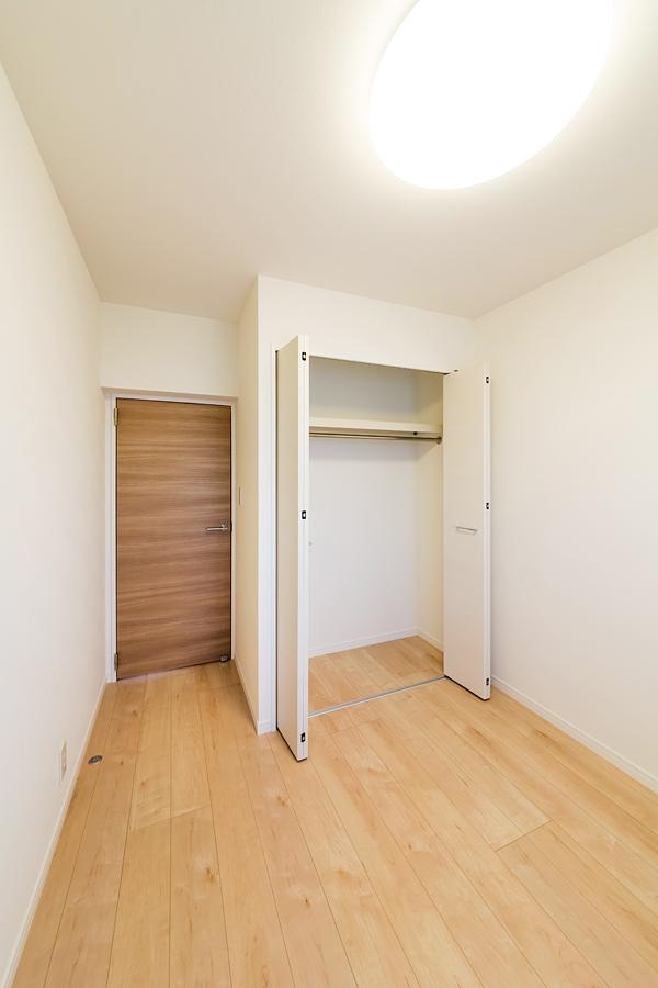 Non-living room. Western-style 3