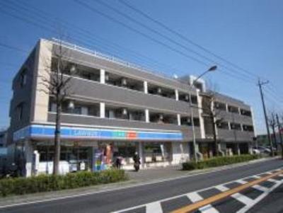 Convenience store. 600m until Lawson Kawasaki Sugebanba 1-chome (convenience store)