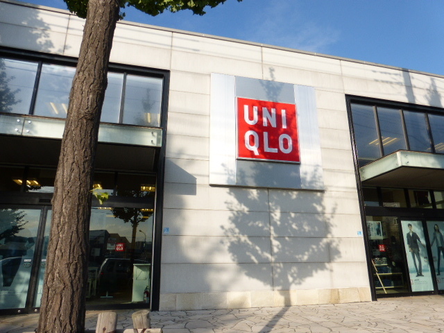 Other. 2000m to UNIQLO (Other)