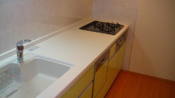 Kitchen. Soft clothing storage drawer function dishwasher