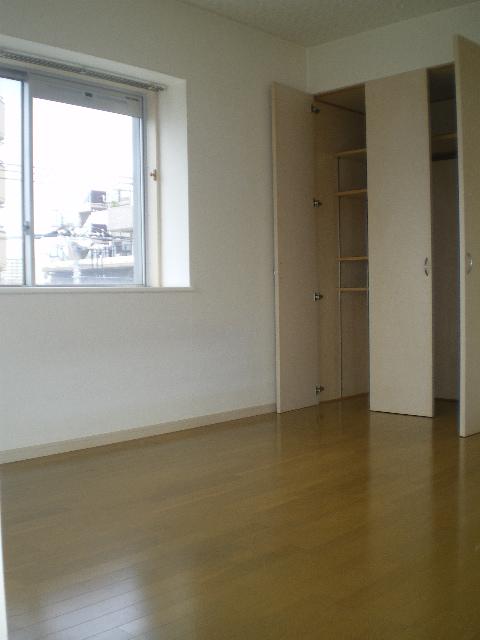 Non-living room. Western is. Storage also enhance.