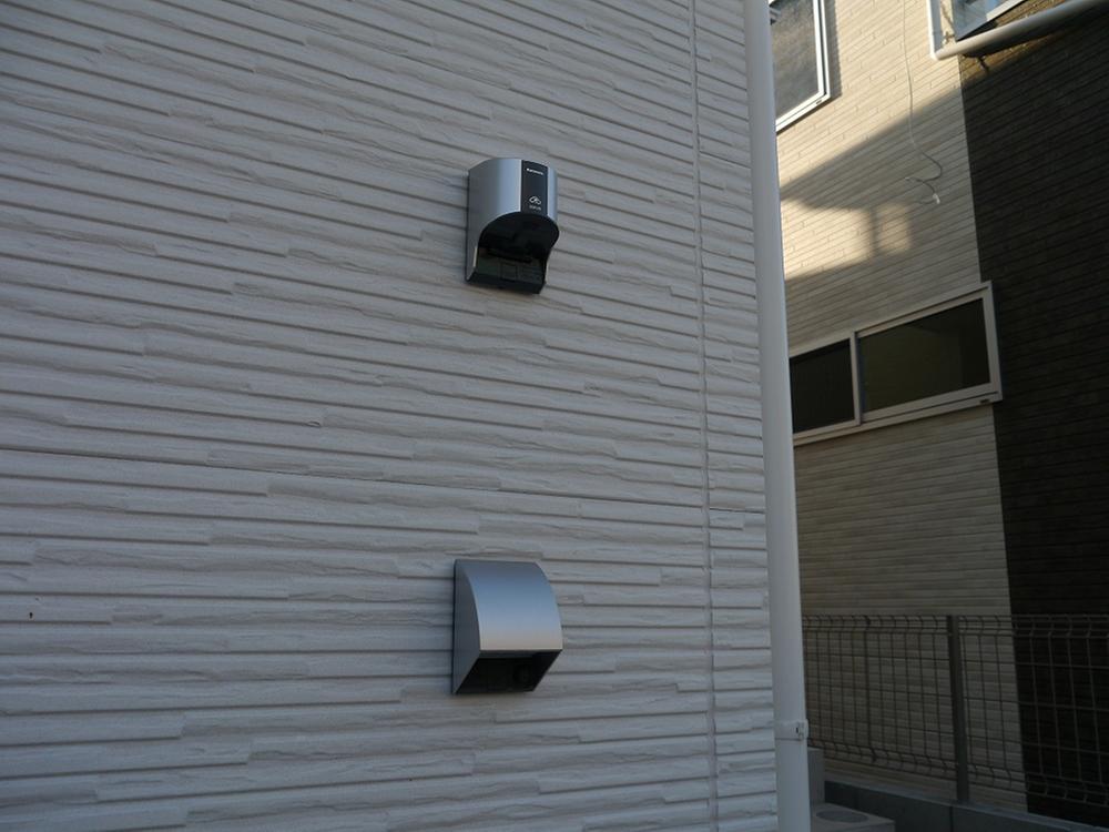 Parking lot. EV vehicles only outlet ・ Waterproof outlet