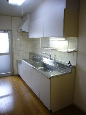 Kitchen. Happy wife, Spacious kitchen