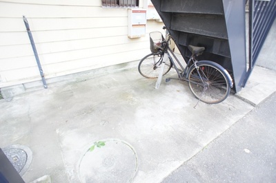 Other common areas. There are bicycle parking space. 