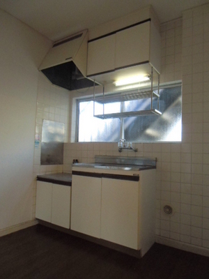 Kitchen. Bright and there is a window, Ventilation is also good