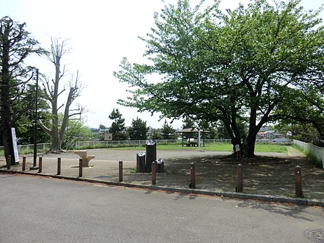 park. 150m until Fuji Archeological Park