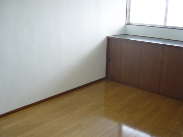 Other room space. Shukugawara real estate rental apartment security surface relief of the room