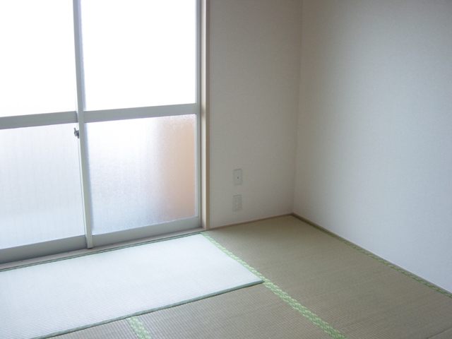 Other room space. Mukogaoka Amusement real estate rental apartment security surface relief of the room