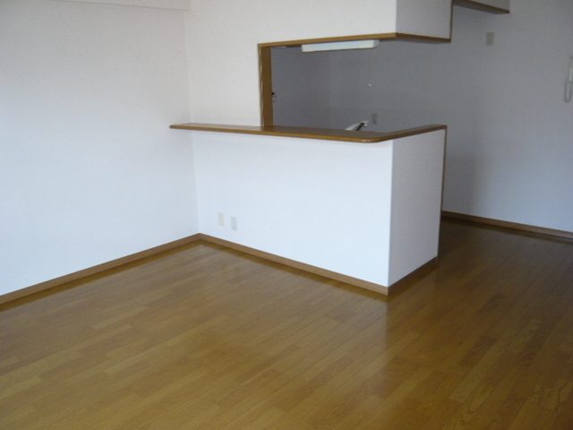 Living and room.  ※ It is a photograph of the acquisition between different