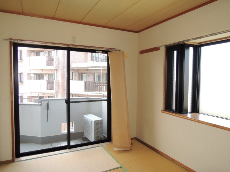 Other room space. Japanese-style room (inverted type)